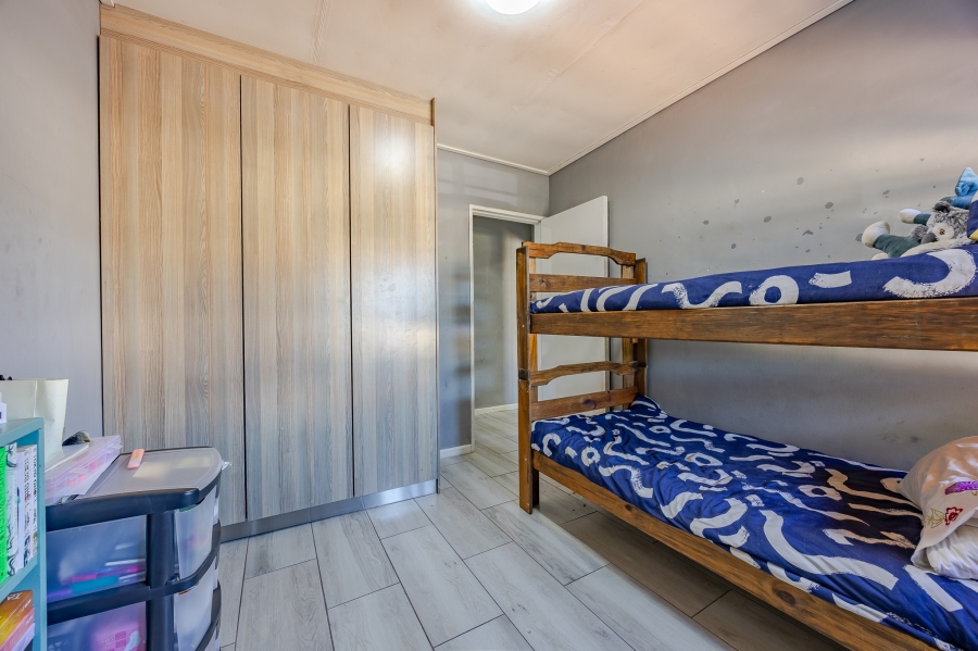 3 Bedroom Property for Sale in Bothasig Western Cape